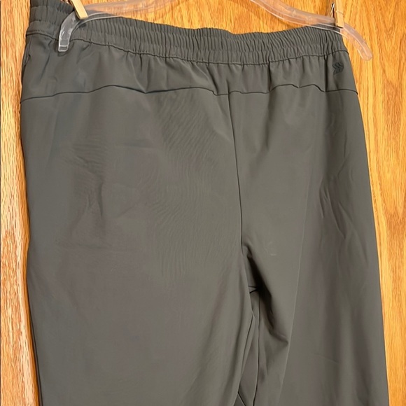 All in Motion Men's Gray Joggers - Picture 12 of 12